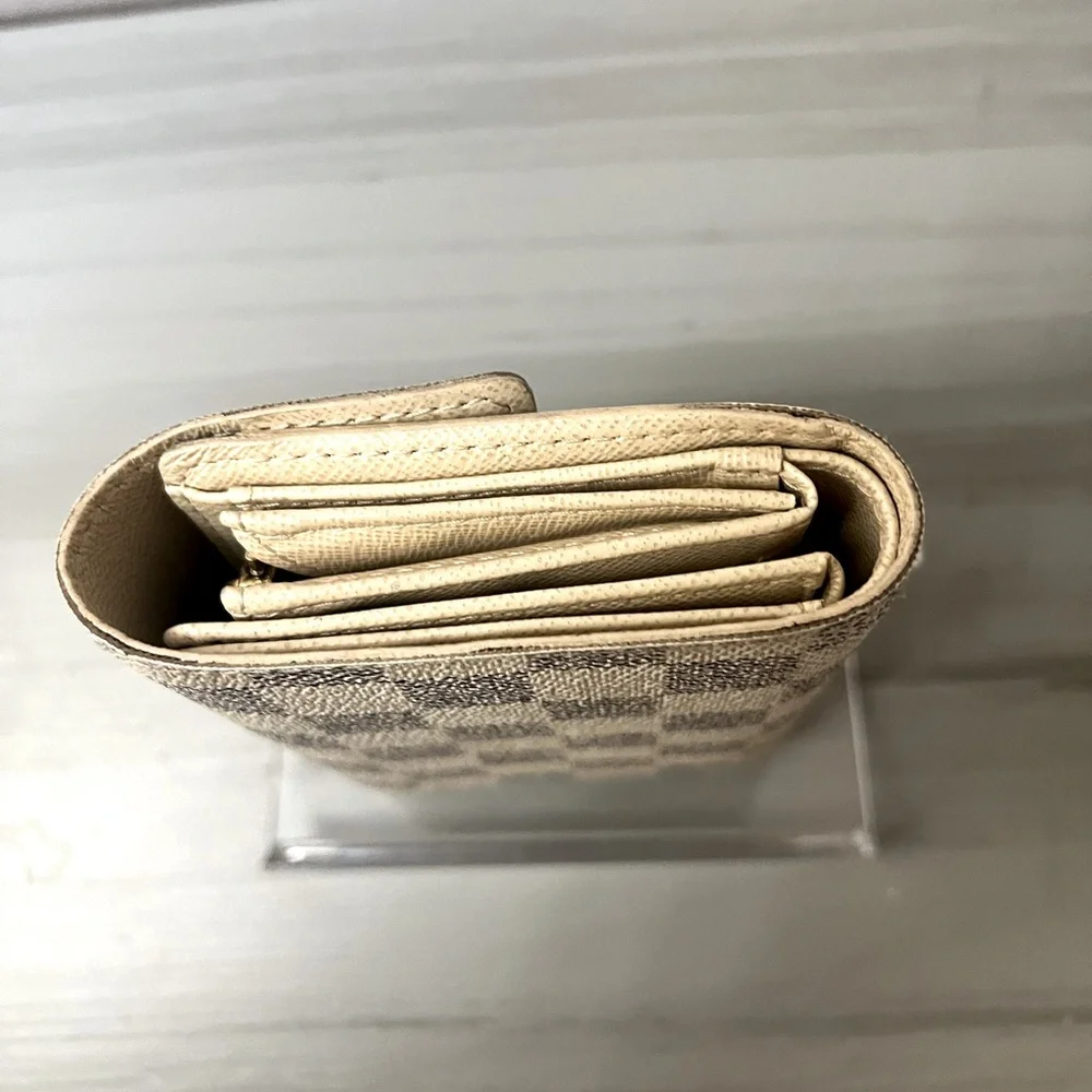 Louis Vuitton Damier Azur Wallet AUTHENTIC - Picture 5 of 9